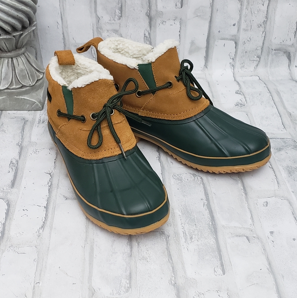 Khombu Rain Shoes, Size 7M